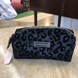 Victoria Secret (Cheetah Print) Cosmetic Make up Bag.